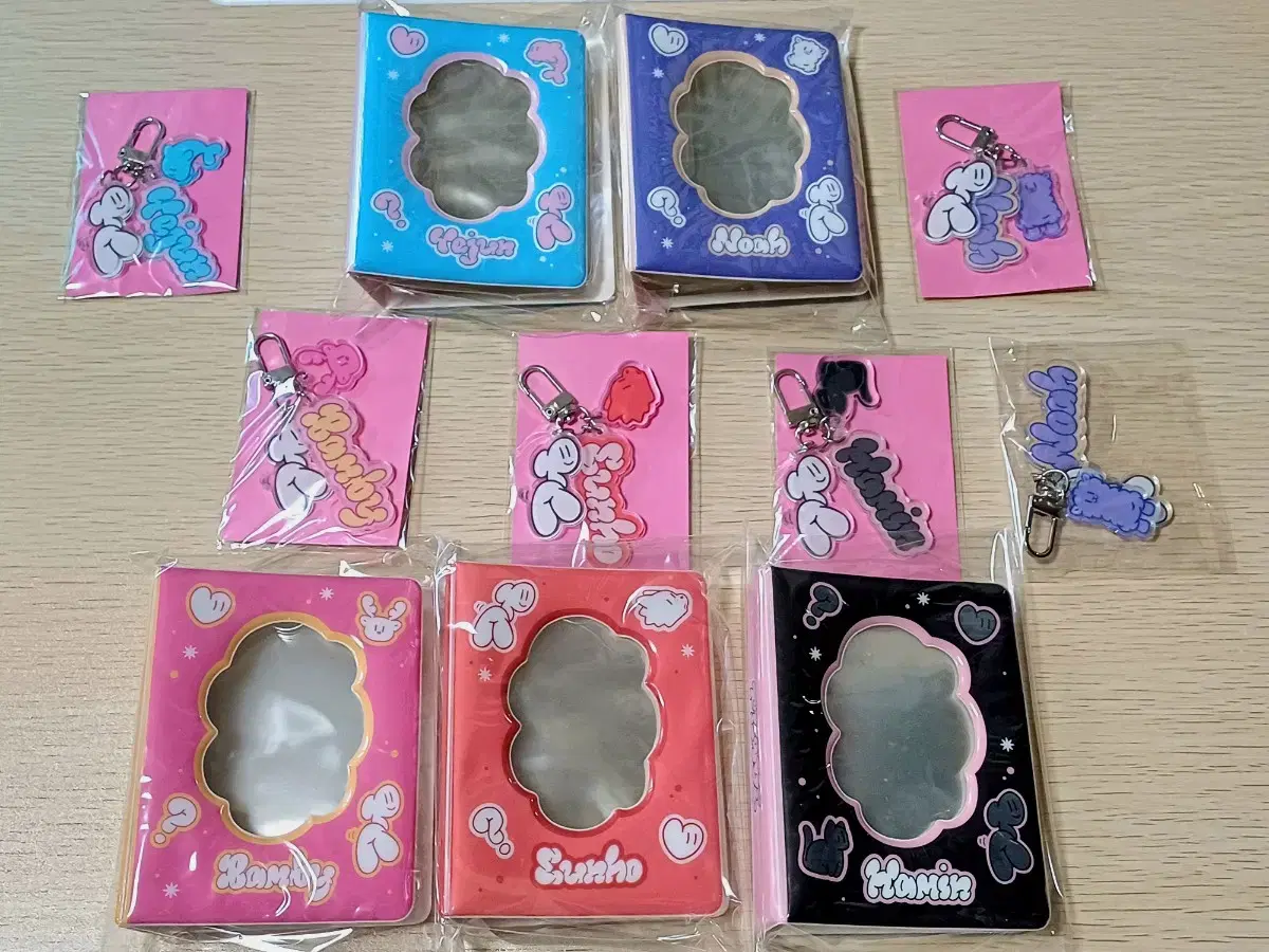 PLAVE Samwhy WhyWhyWhy Binder Keyring Yejun Noah Bamby Eunho Hamin