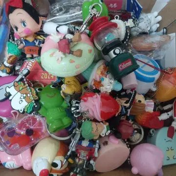 캐릭터 키링 스트랩 묶음 판매 200개 이상