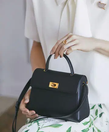 michino paris x miho kawahito 백 블랙