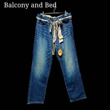 Balcony and Bed 데님 팬츠 발코니 앤 베드