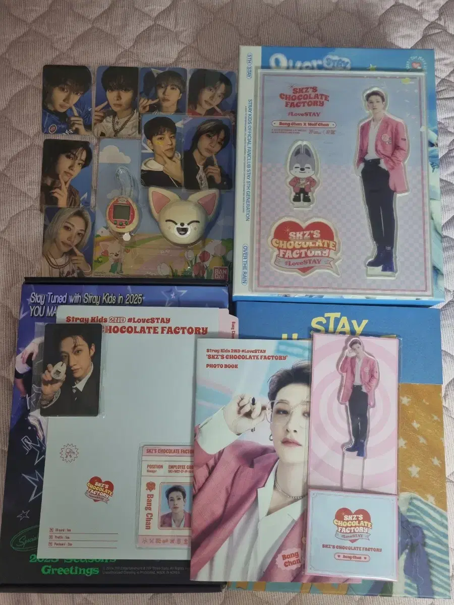 Stray Kids goods disposed of in bulk at a very low price