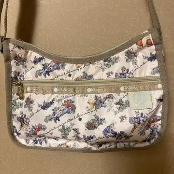 Le Sportsac 캐릭터 패턴 숄더백