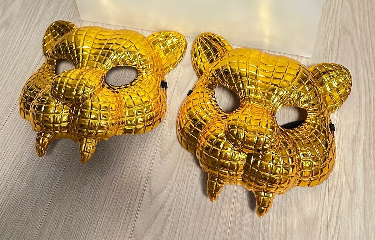 [New] Squid Game Top VIP Mask, 2 pieces