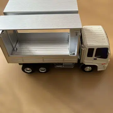 ISUZU 트랙