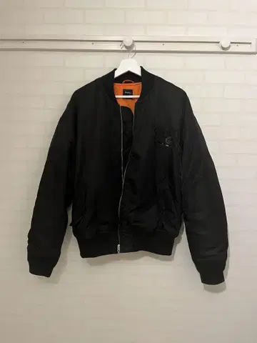 블랙 MA-1 플라이트 자켓
