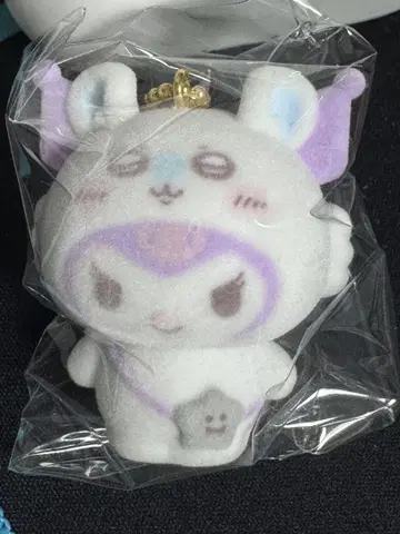 시크릿 플로키 마스코트 참 SANRIO 모몽가 쿠로미