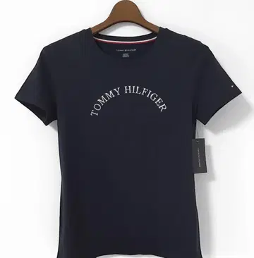 새상품 Tommy Hilfiger 타미힐피거 메탈 로고 티셔츠