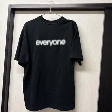everyone 에브리원 보카시 로고 마에바시 한정판 티셔츠