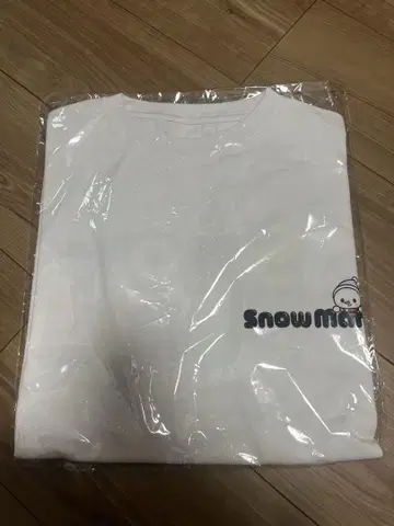 SnowMan SnowWorld 로고 티셔츠