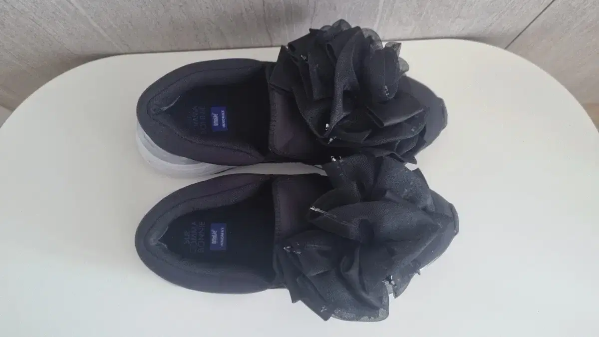 Suecomma Bonnie Corsage Slip-on
