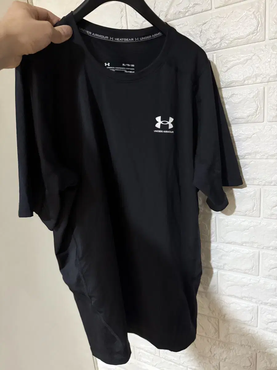 Under Armour HeatGear Short Sleeve XL