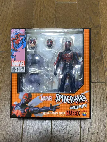 MAFEX 스파이더맨 2099 미개봉 새상품