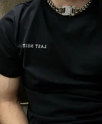 LAST NEST 라스트 네스트 티셔츠