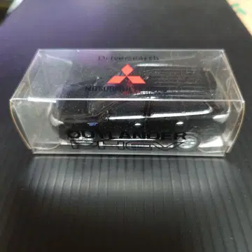 Mitsubishi Outlander PHEV 미니카 블랙