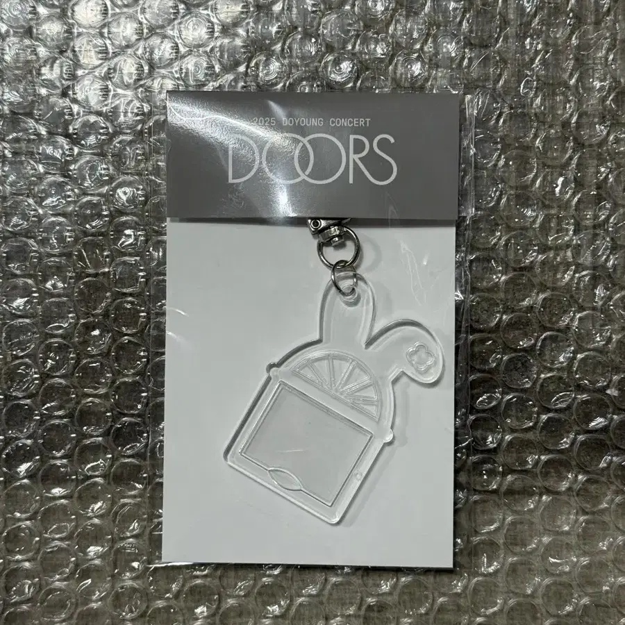 doyoung ドヨン Doors クローバークッション NCT DOYOUNG DOORS ソウル クローバー クッション - メルカリ