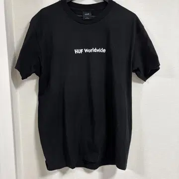 HUF 메리다 티셔츠 L 사이즈