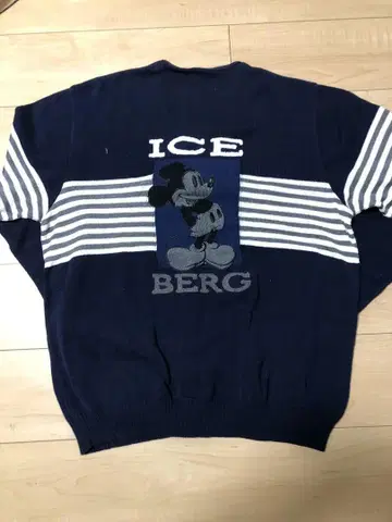 iceberg 디즈니 아이스버그 미키 가디건 니트