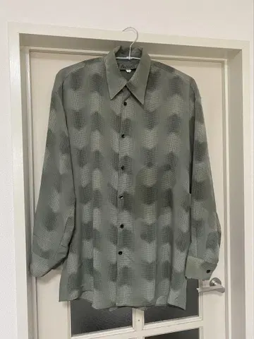 Bertelli 기하학 패턴 긴팔 셔츠 올리브 그린