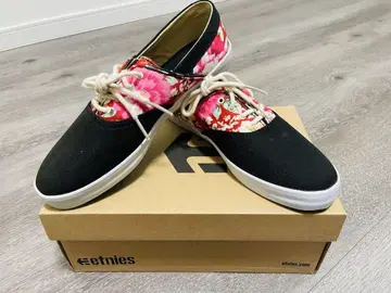 etnies 스니커즈 CORBY W'S BLACK/FLORAL