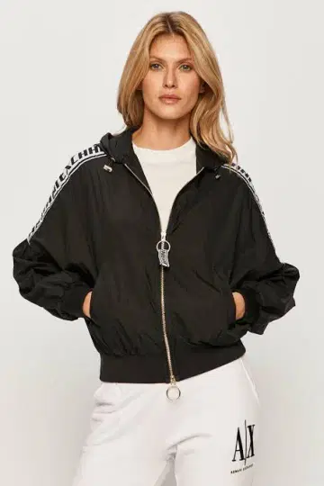 Armani Exchange 블랙 자켓