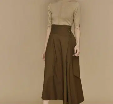 불규칙한 헤 라운드 스커트 L'Or 로르