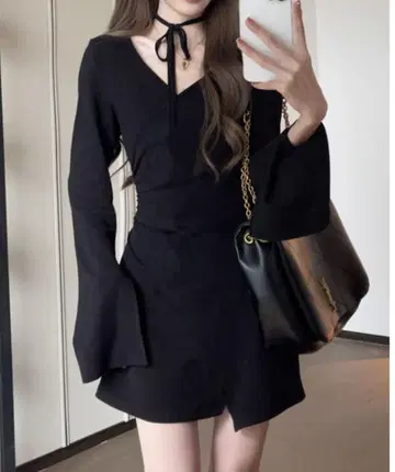 블랙 플레어 슬리브 V넥 원피스 L 사이즈