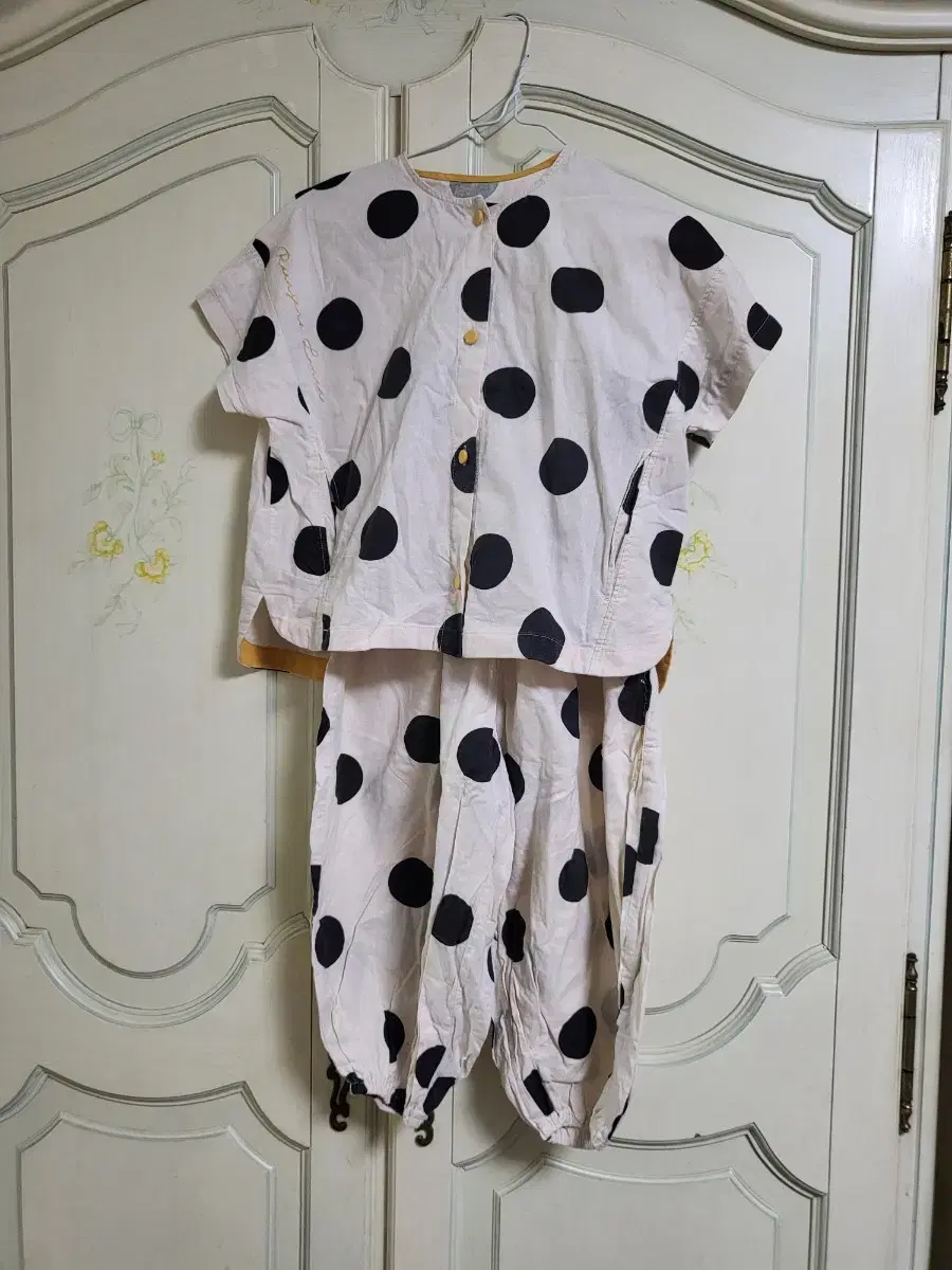 Roa & Jane Linen Dot Shirt & Aladin Pants (130)