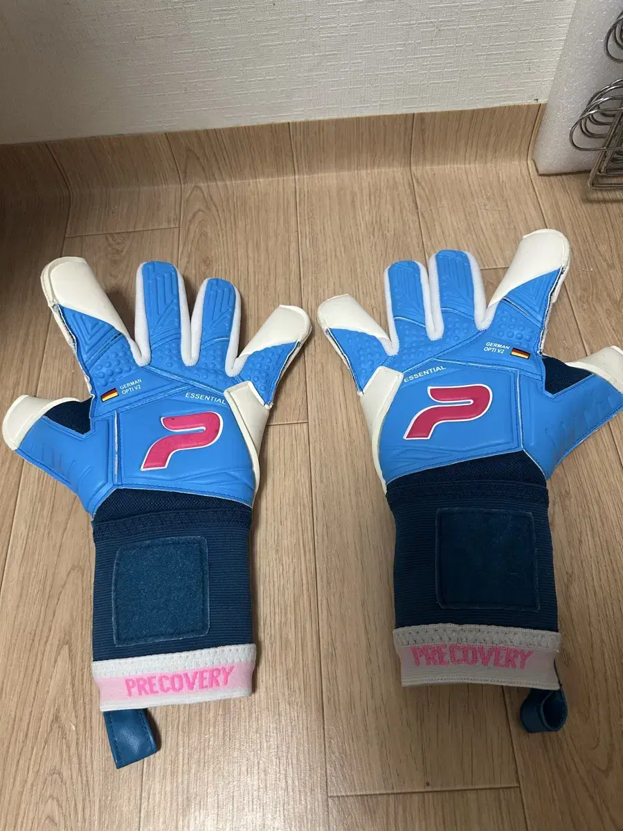 Freecovery Glory 4.0 Goalkeeper Gloves No. 9