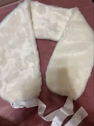 후리소데 화이트 퍼 리본 포함 머플러