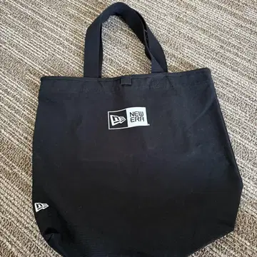 뉴에라 블랙 토트백