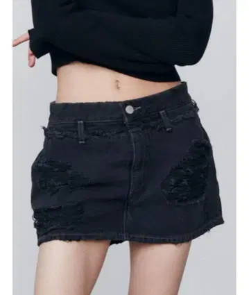 블랙 데미지 데님 미니 스커트