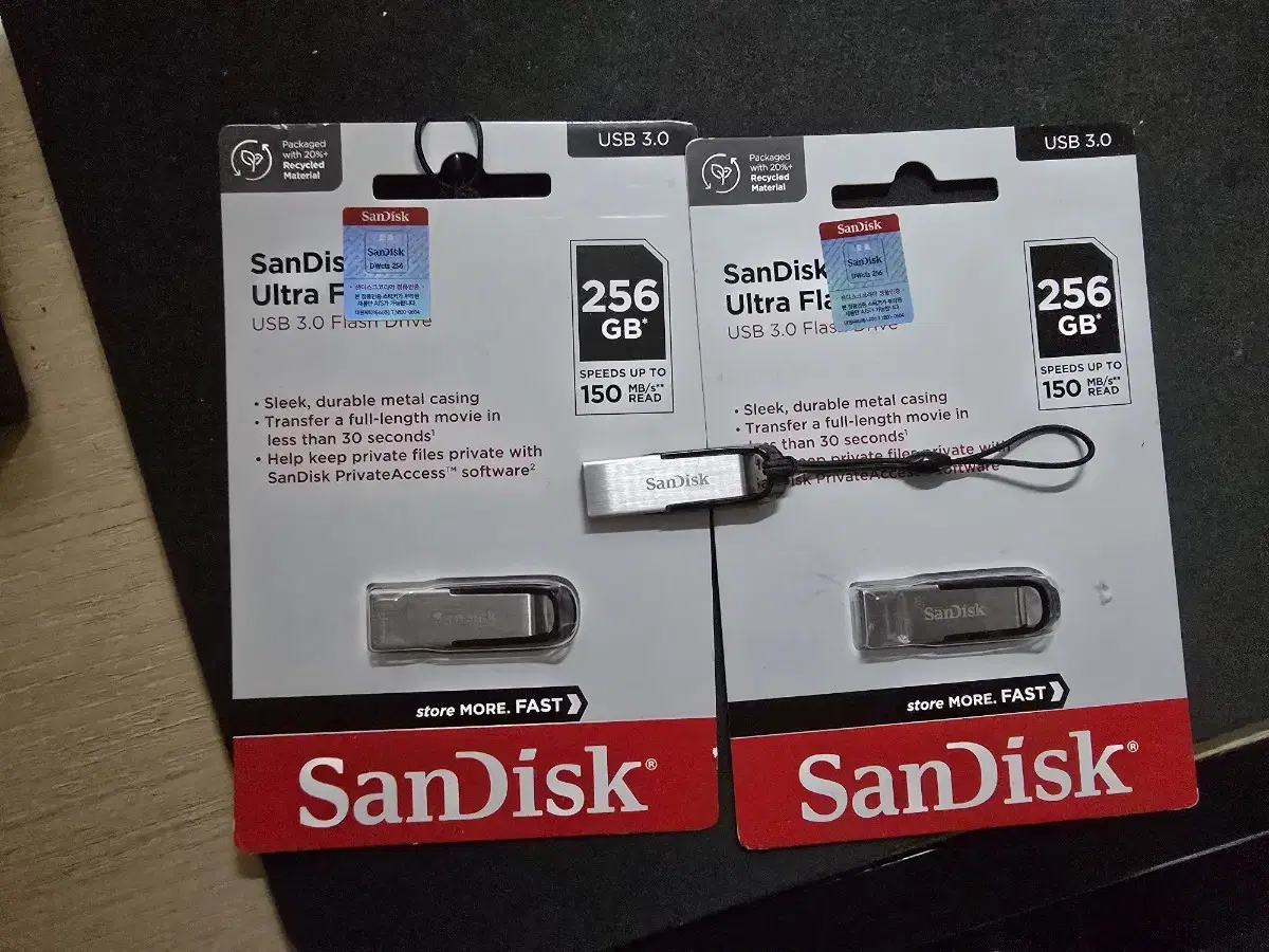 Sandisk Ultra Flair 256GB, one used, two unused