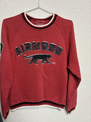 AIRNESS 레드 맨투맨