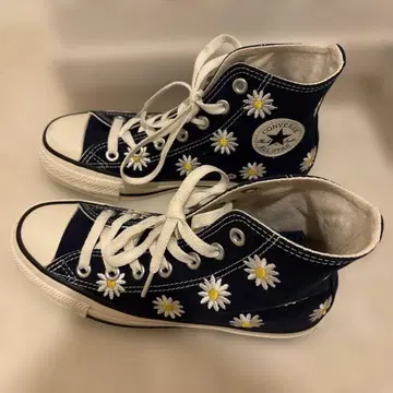 CONVERSE 데이지 자수 하이컷 스니커즈 22.5cm