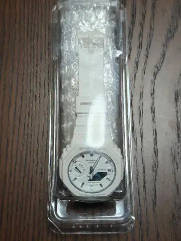 CASIO G-SHOCK GA2100-7A7JF 손목시계