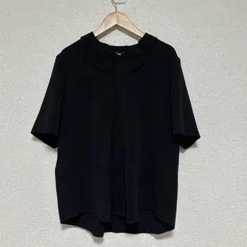 시선당 폴리에스테르 반팔 셔츠 크레이프 원단 블랙