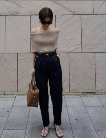 MACHATT 마챠트 오프숄더 리브 니트 베이지