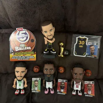 NBA BALLERS 스테판 커리 슈퍼 레어 덤 포함