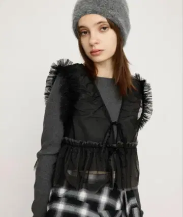 2WAY FRILL TULLE VEST 2웨이 프릴 튤 베스트