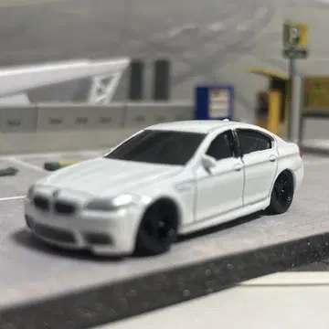BMW M5 개조 화이트 미니카 1/64