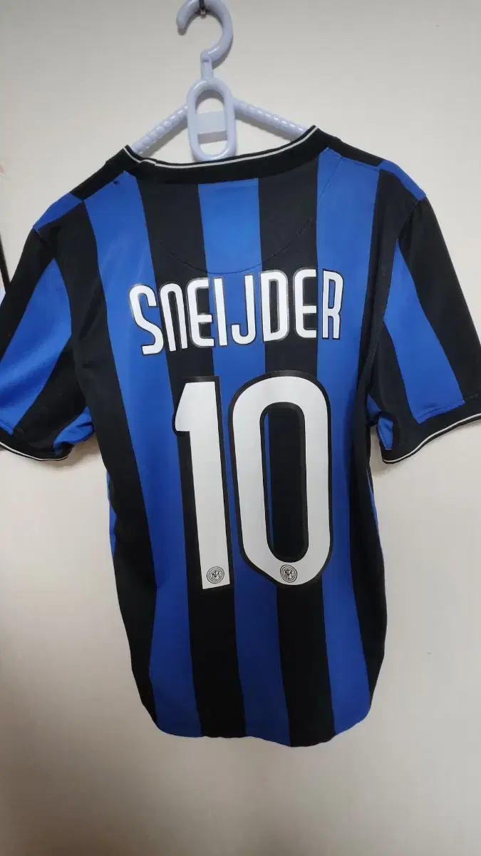 09-10 Inter Treble Sneijder Jersey