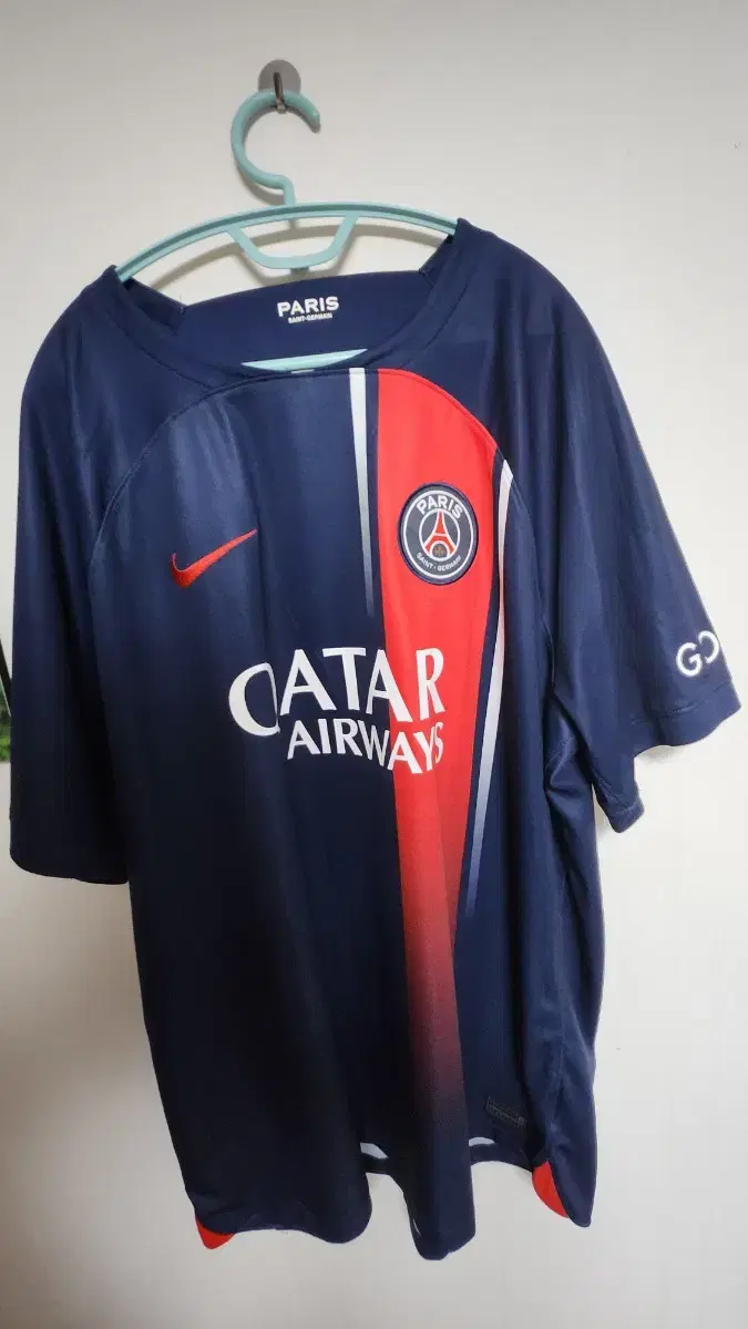 23-24 PSG uniform