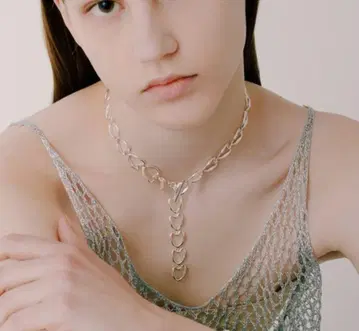 quip queint / 네이비 목걸이