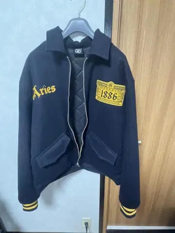 Arsenal & Aries 바시티 자켓 1886 아스날 자켓