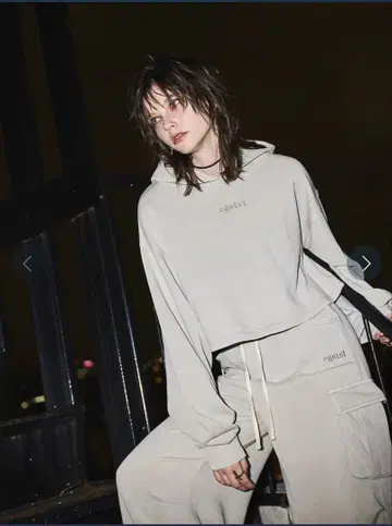 새상품 에고이스트 로고 자수 짧은 후디 로고 자수 카고 와이드 팬츠