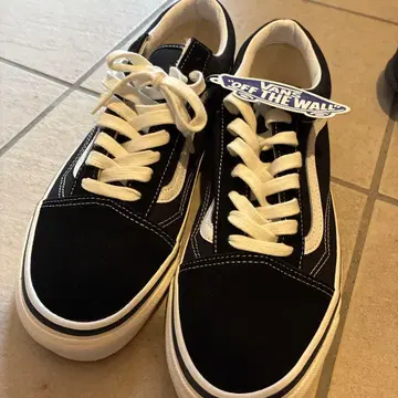 VANS Style 36 블랙/화이트 스니커즈