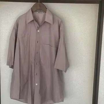 오라리 반팔 셔츠 옅은 핑크