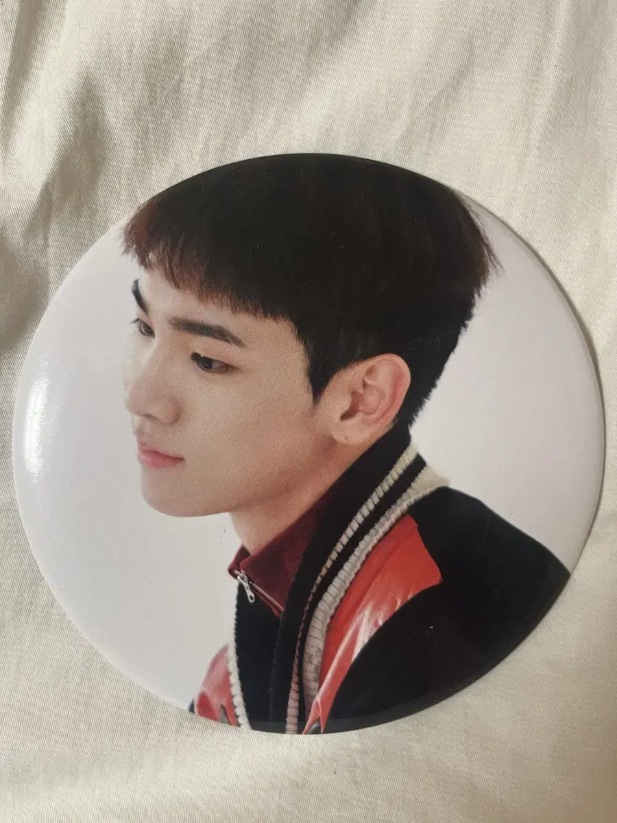 Shinee Key King Pin Button