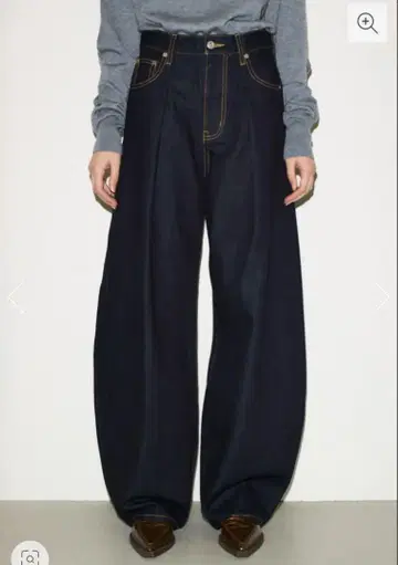 (THROW) JW CURVE TUCKED 팬츠