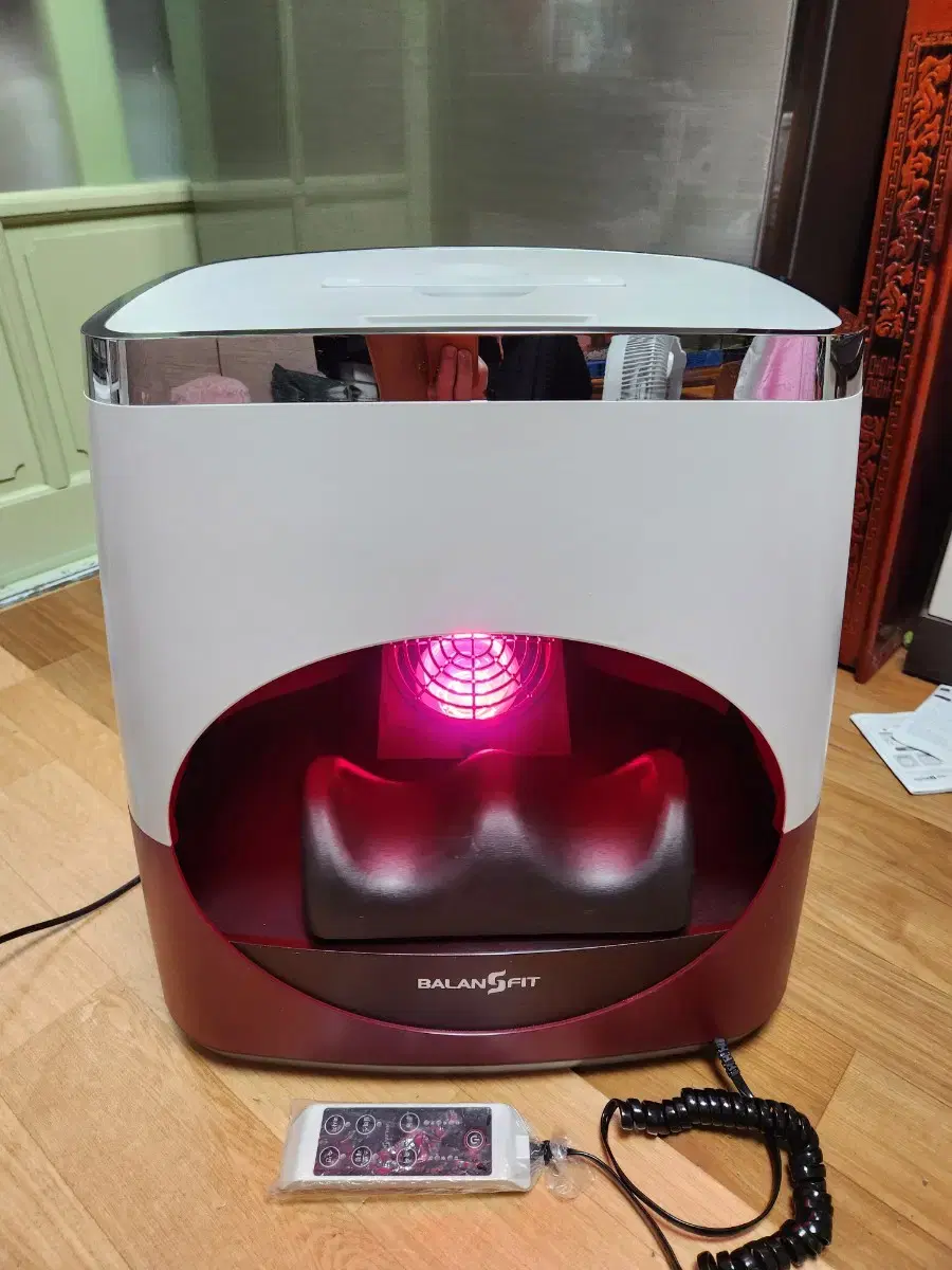 YL Industrial Electric Remote Control Infrared Foot and Leg Massager, used 5 times, like new